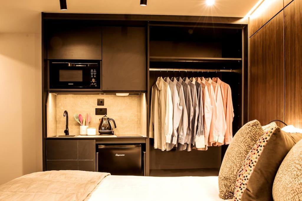 Modern 1-Bed Studio 3D Close To Royal Infirmary & Dmu เลสเตอร์ ภายนอก รูปภาพ